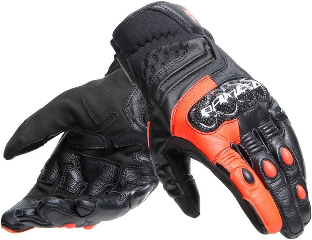 Test : dainese carbon 4 short gloves, gants moto protecteurs